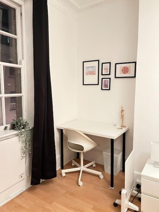 Lovely 2 Bed Flat In Soho! Λονδίνο Εξωτερικό φωτογραφία