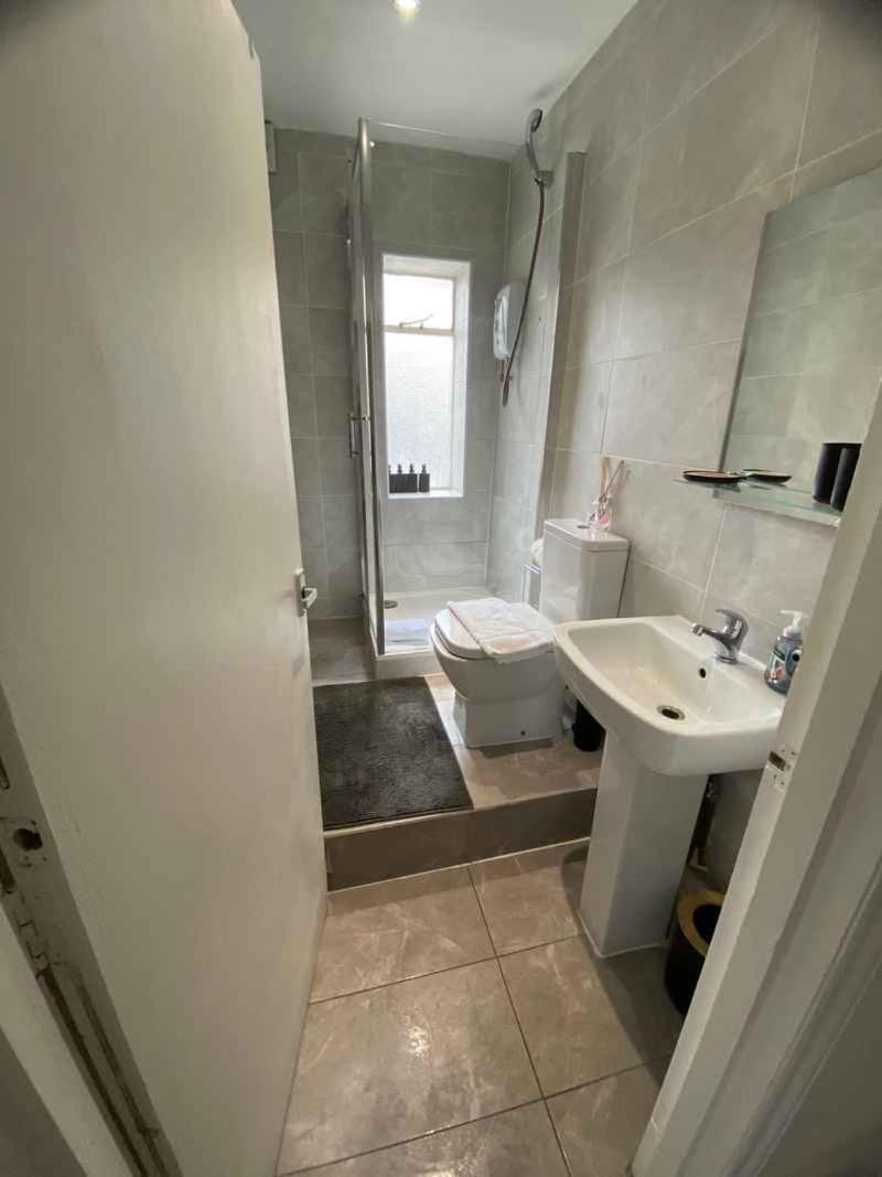 Lovely 2 Bed Flat In Soho! Λονδίνο Εξωτερικό φωτογραφία