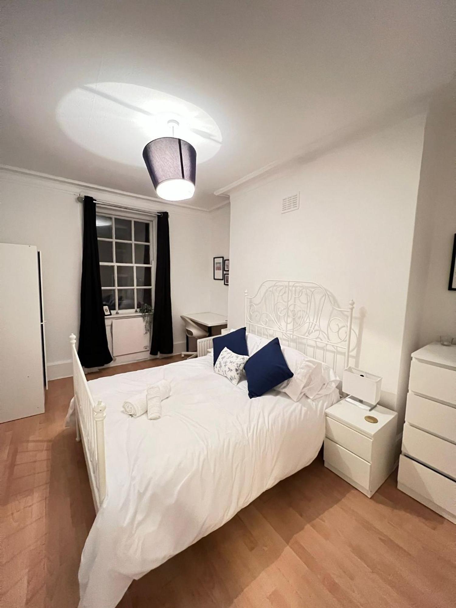 Lovely 2 Bed Flat In Soho! Λονδίνο Εξωτερικό φωτογραφία